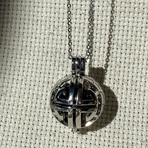 Medallion Necklace: Obsidian • Pyrite • Tigers Eye - Picture 4 of 8